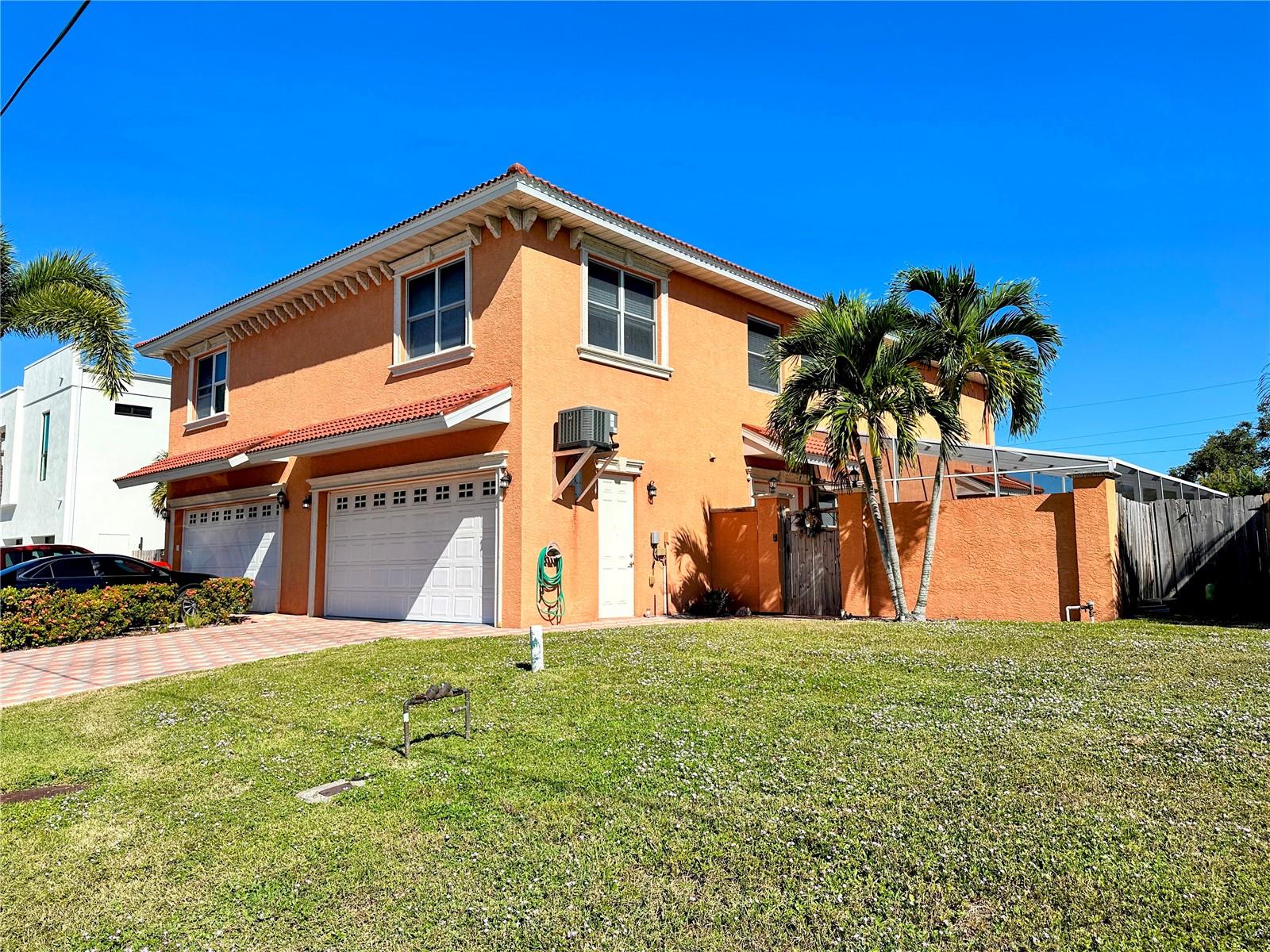 Photo of 2119 & 2125 MONTCLAIR DRIVE #1 & 2 SARASOTA FL 34231