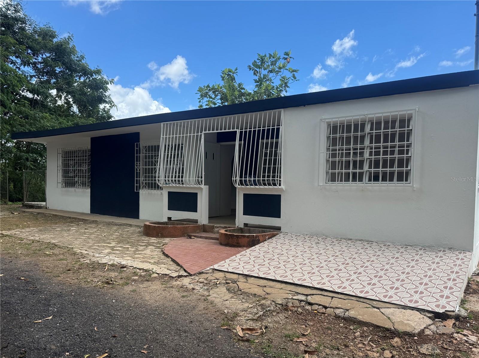 Photo of . CARR. 352 KM 3.7 MAYAGUEZ PR 00680