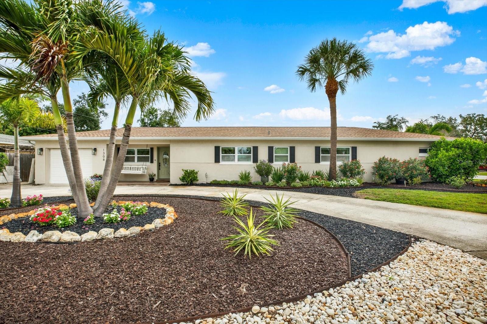 Photo of 1308 MARION DRIVE ST PETERSBURG FL 33707