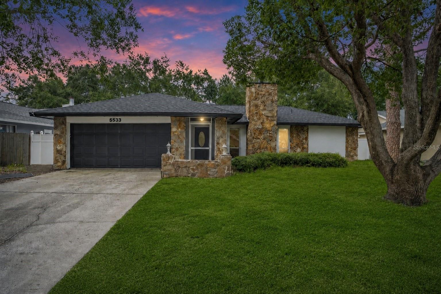 Photo of 5533 PENTAIL CIRCLE TAMPA FL 33625