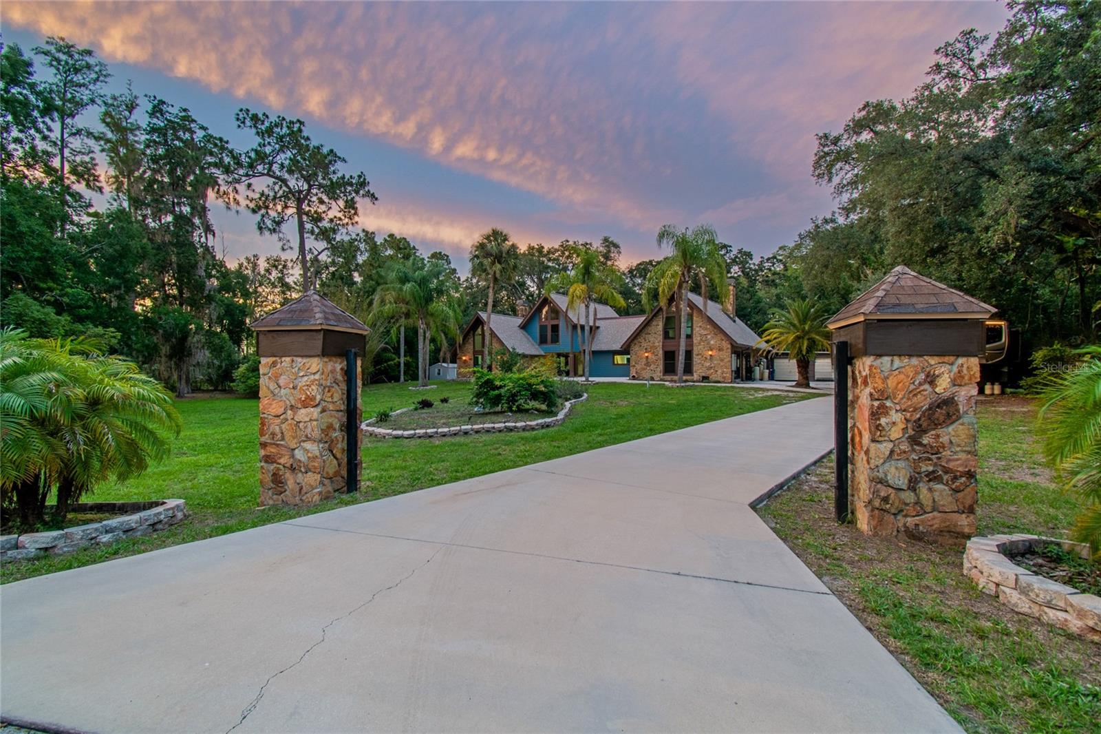 Photo of 2120 MARQUIS COURT NEW PORT RICHEY FL 34655