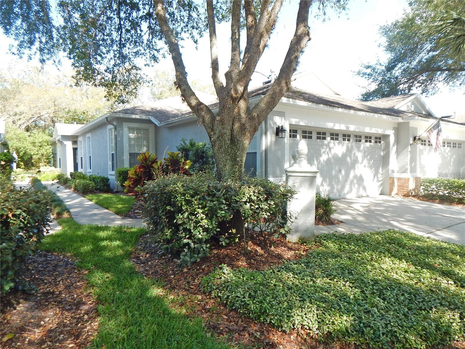 Photo of 5925 SANDHILL RIDGE DRIVE LITHIA FL 33547