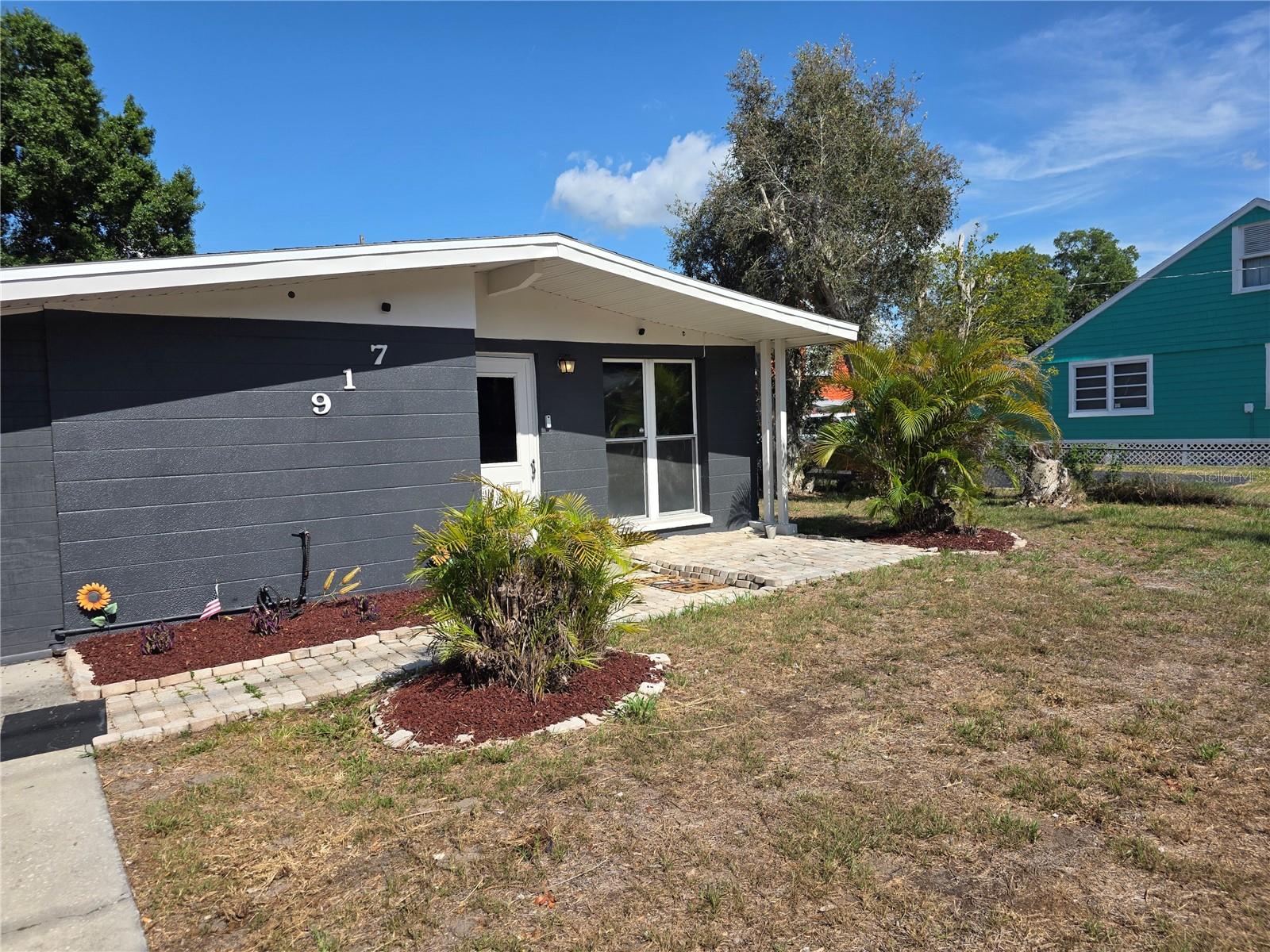 Photo of 917 27TH STREET BRADENTON FL 34208