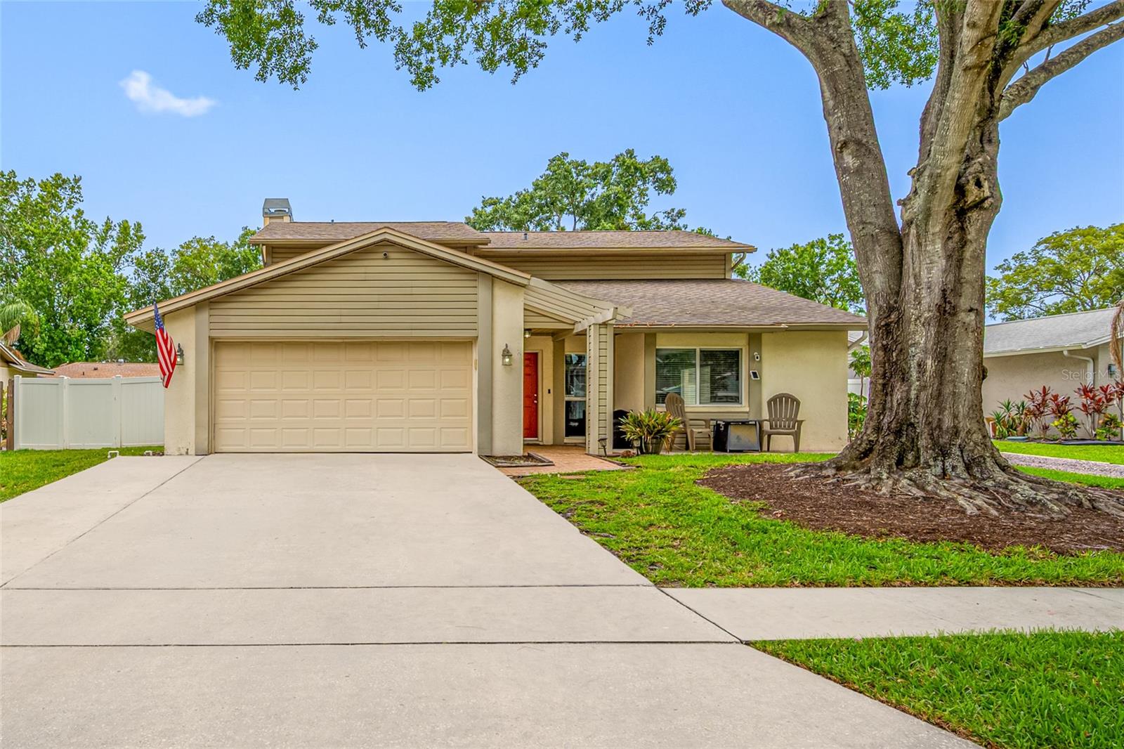 Photo of 15816 HOUND HORN LANE TAMPA FL 33624