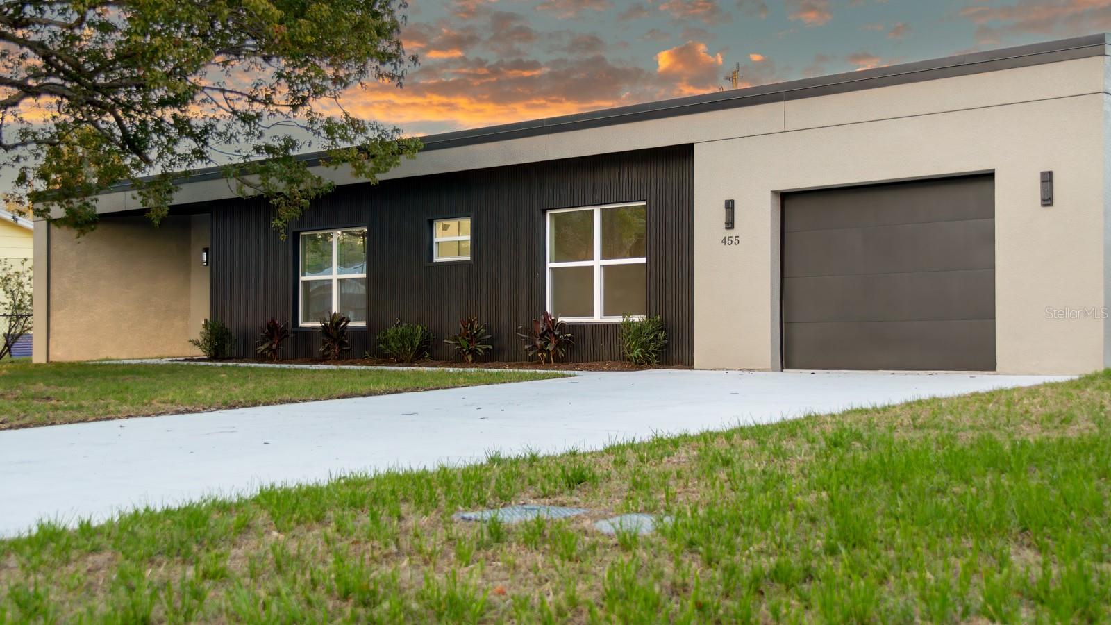 Photo of 455 RIVERVIEW AVENUE SANFORD FL 32771