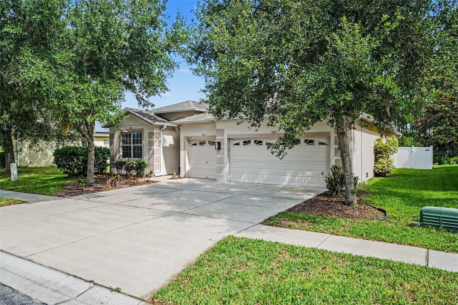 Photo of 20057 OAKFLOWER AVENUE TAMPA FL 33647