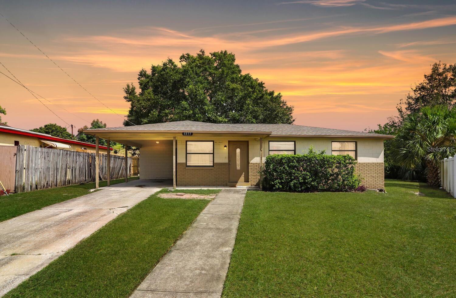 Photo of 4833 ASHLAND DRIVE TAMPA FL 33610