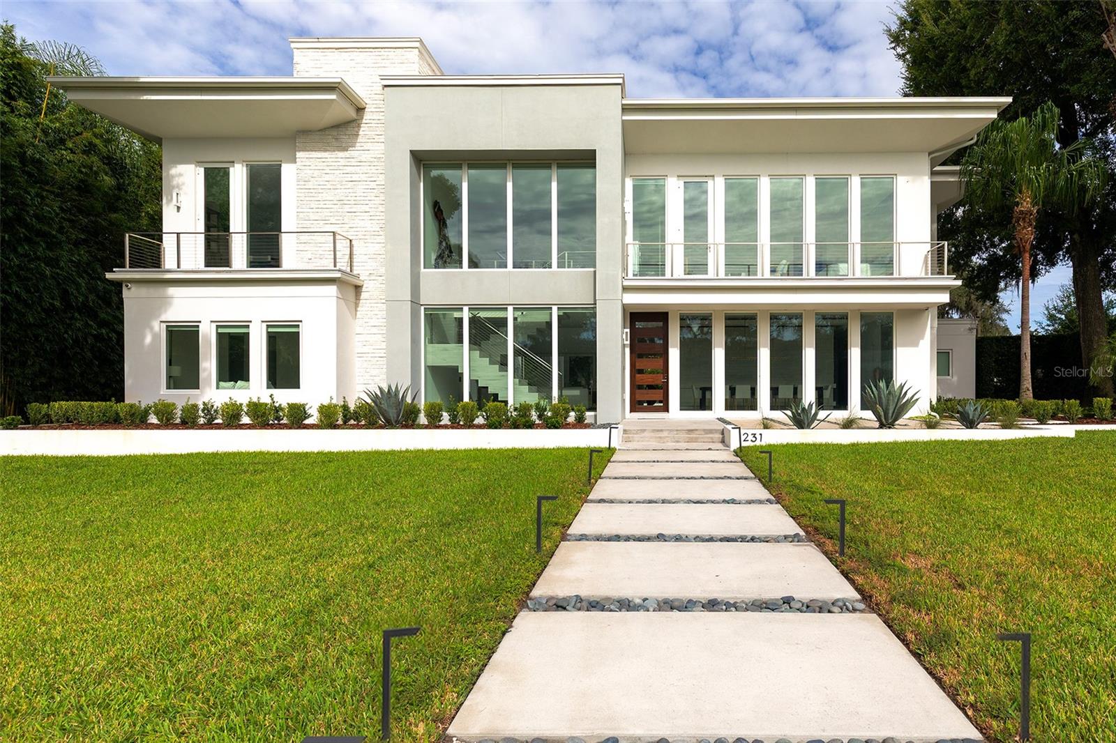 Photo of 231 CHELTON CIRCLE WINTER PARK FL 32789