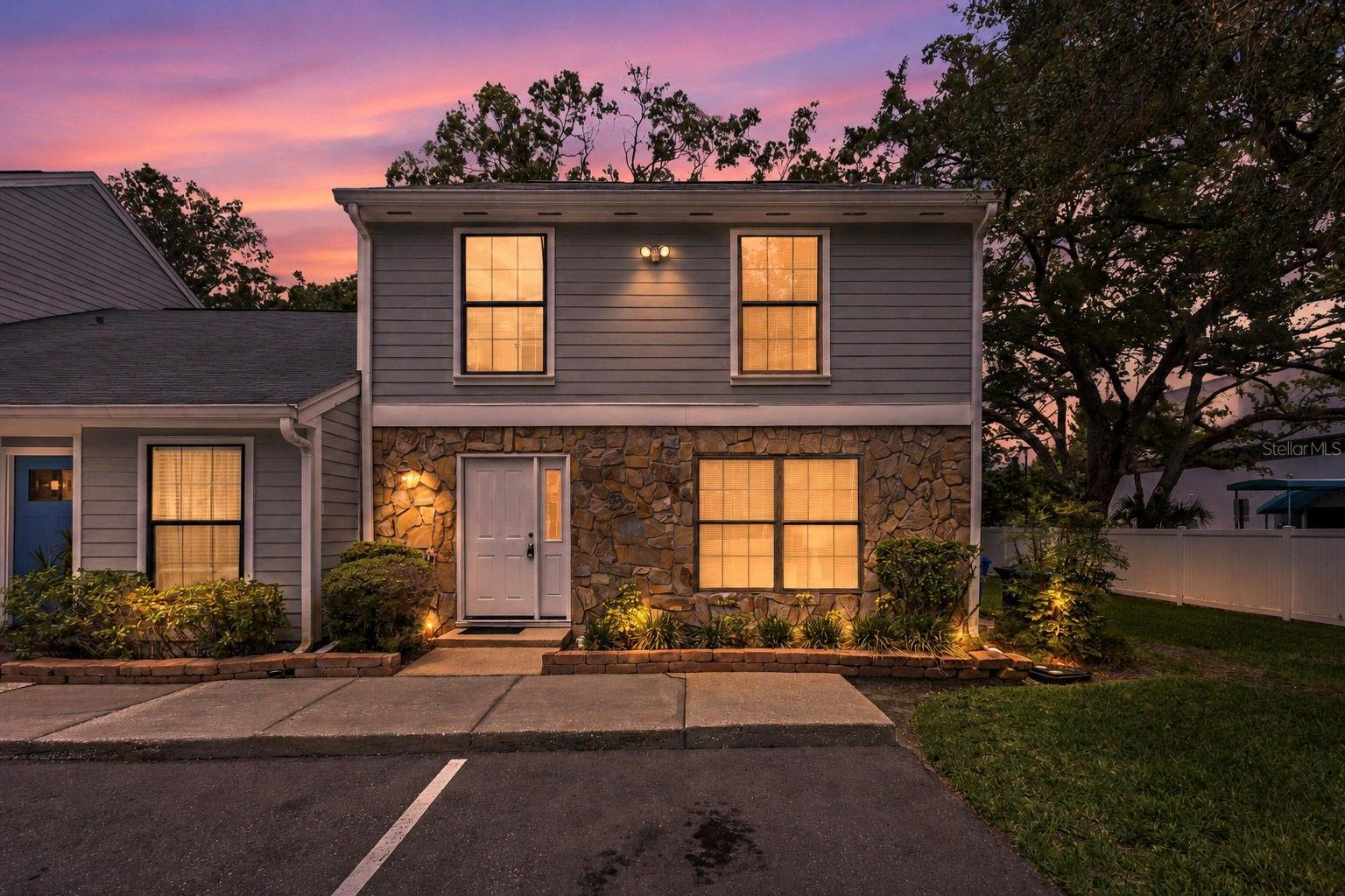 Photo of 14809 WINDING CREEK COURT TAMPA FL 33613