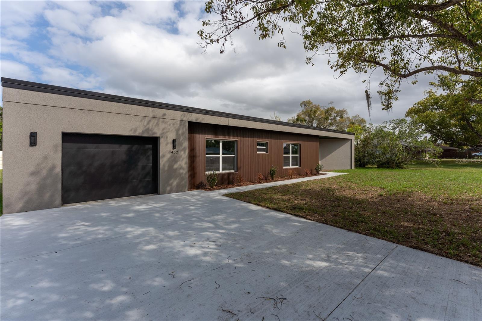 Photo of 457 RIVERVIEW AVENUE SANFORD FL 32771