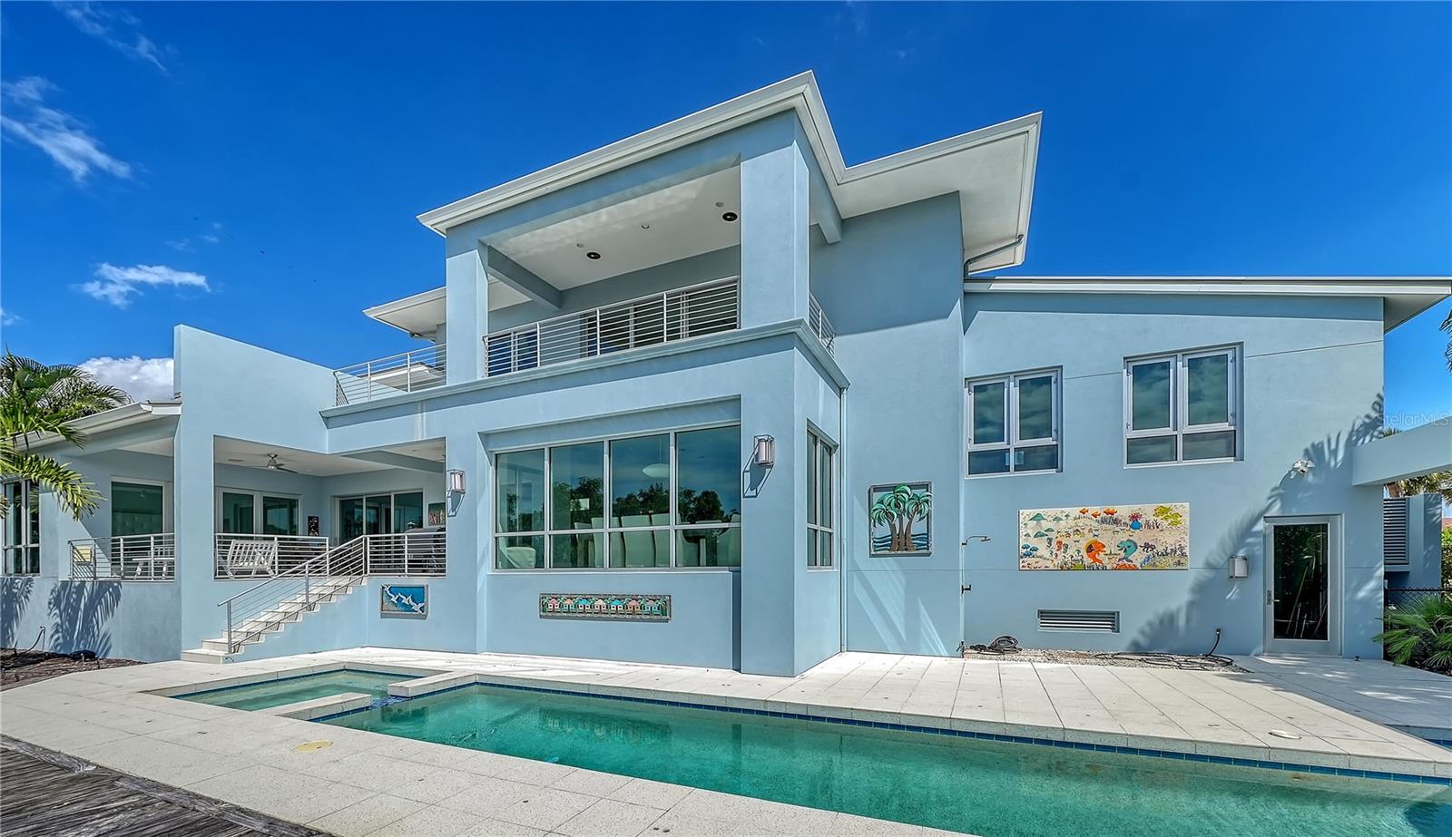 Photo of 705 JUNGLE QUEEN WAY LONGBOAT KEY FL 34228