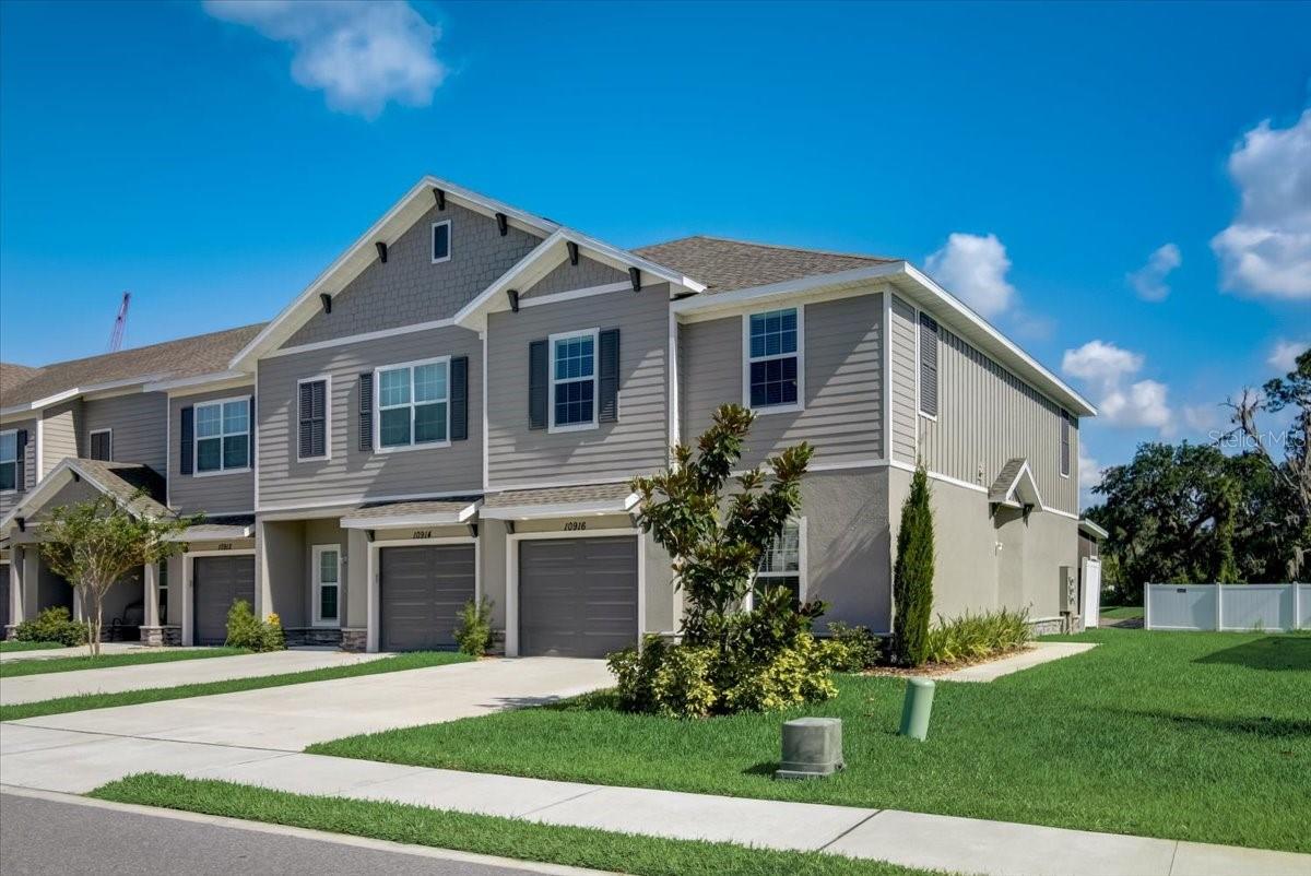 Photo of 10916 QUICKWATER COURT RIVERVIEW FL 33569