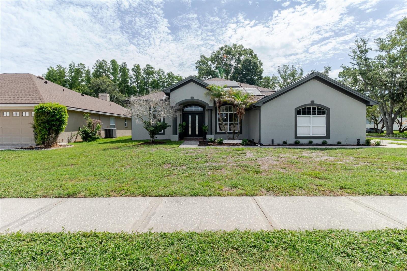 Photo of 9601 REGENTS PARK DRIVE TAMPA FL 33647