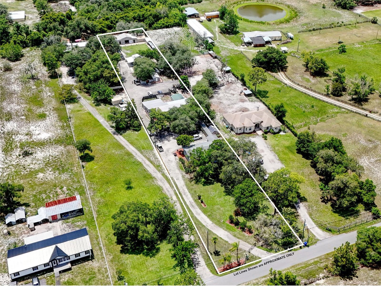 Photo of 2036 LAKE VIEW AVENUE CHULUOTA FL 32766