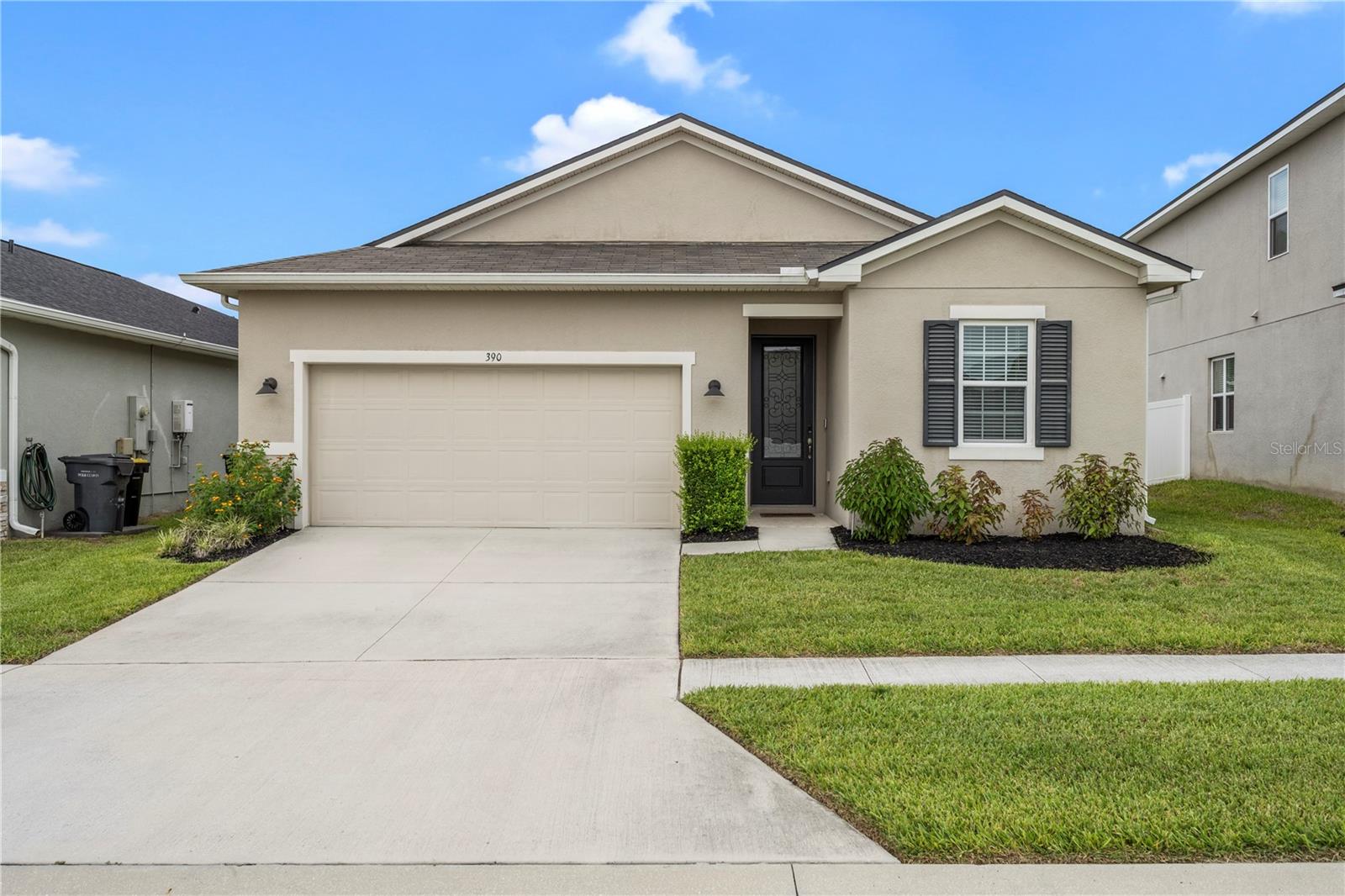 Photo of 390 CASA VERANO LANE DAVENPORT FL 33897