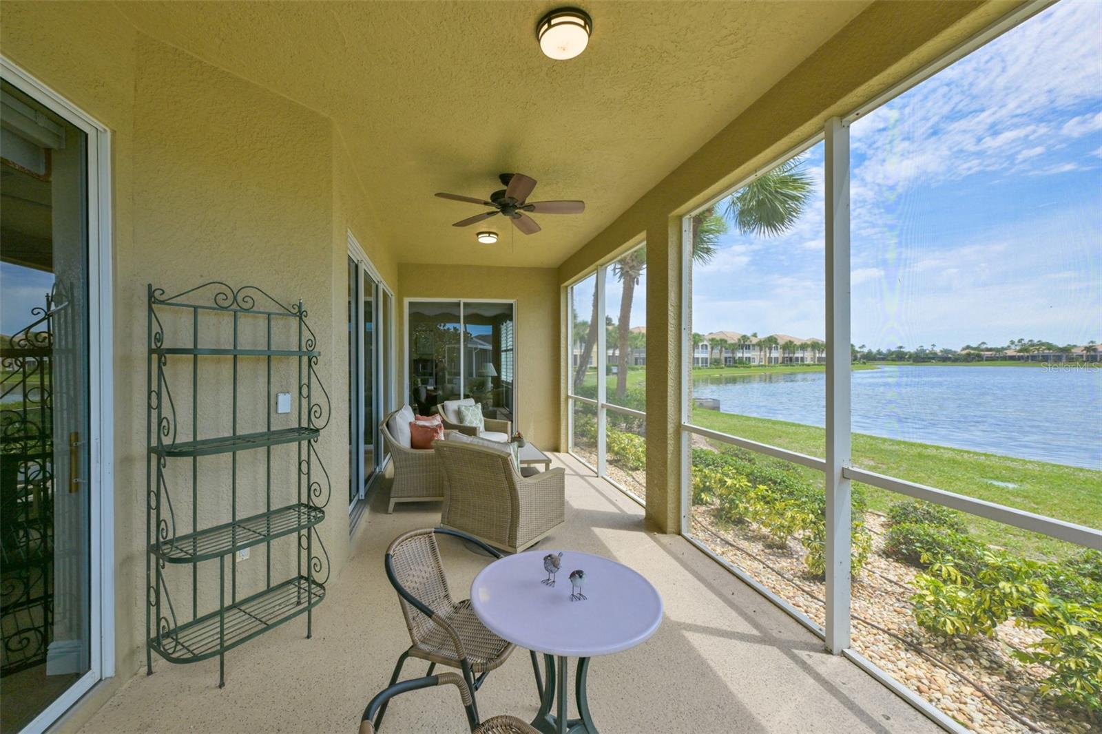 Photo of 1440 EMERALD DUNES DRIVE SUN CITY CENTER FL 33573