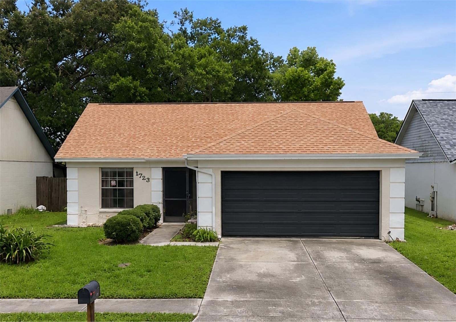 Photo of 1723 TARAH TRACE DRIVE BRANDON FL 33510