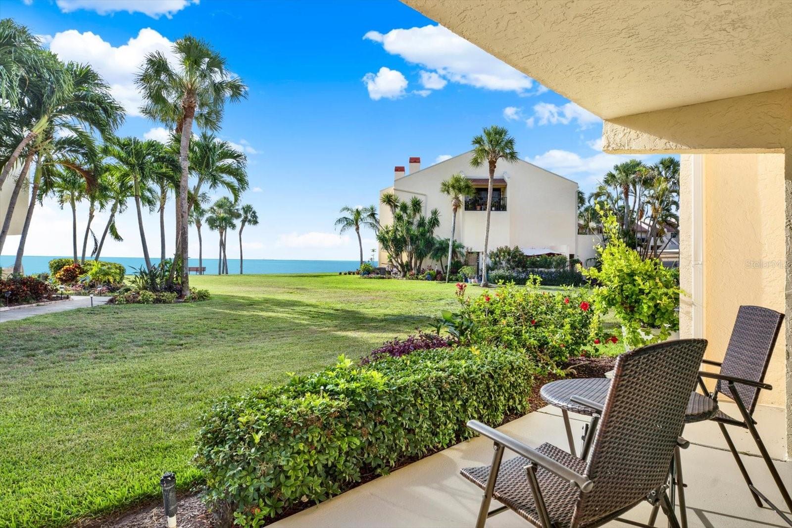 Photo of 7530 SUNSHINE SKYWAY LANE #P7 ST PETERSBURG FL 33711