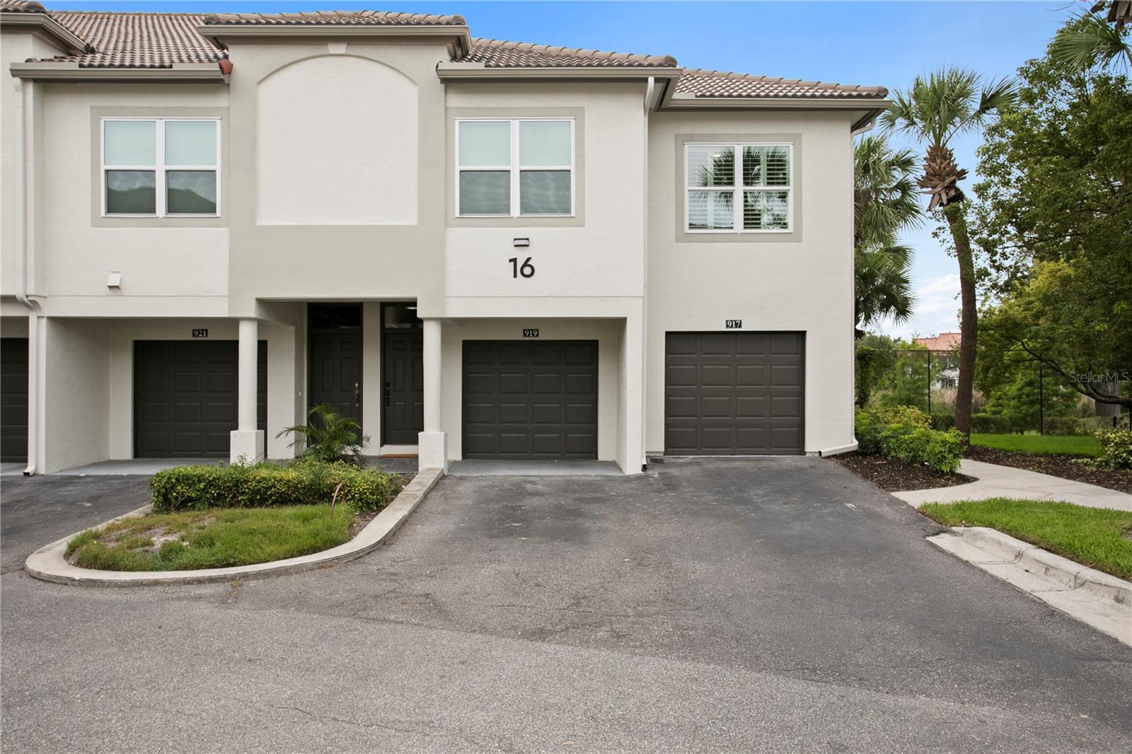 Photo of 919 NORMANDY TRACE ROAD TAMPA FL 33602