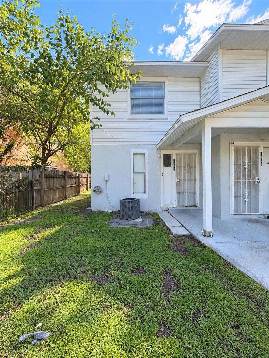 Photo of 1058 JACK CALHOUN DRIVE KISSIMMEE FL 34741