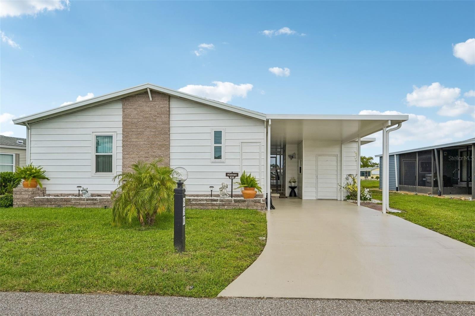 Photo of 830 SEABROOKE DRIVE ENGLEWOOD FL 34223