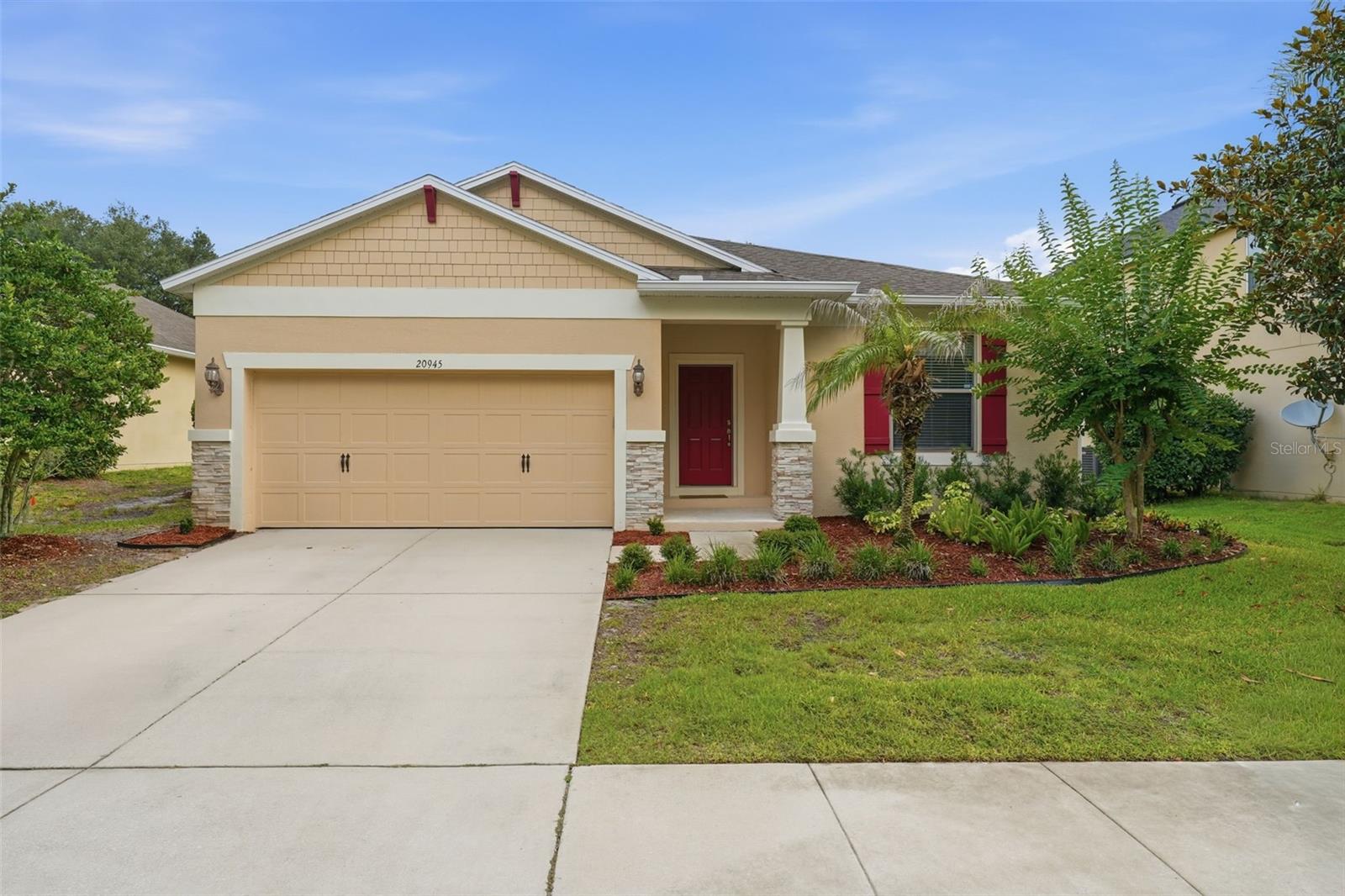 Photo of 20945 OLDENBURG LOOP MOUNT DORA FL 32757