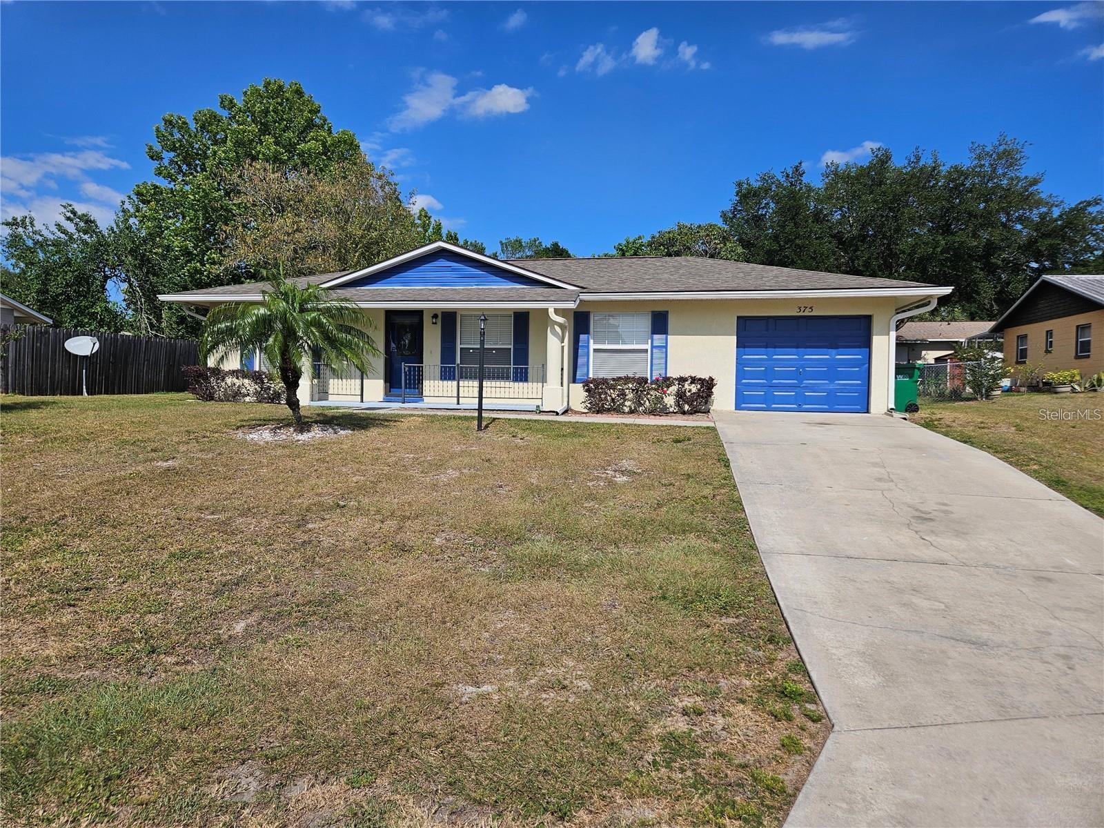 Photo of 375 WILLOW SONG COURT EUSTIS FL 32726
