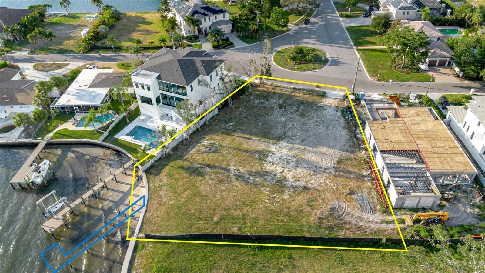 Photo of 5102 W LONGFELLOW AVENUE TAMPA FL 33629