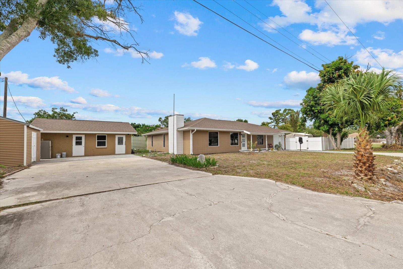 Photo of 2818 OLYMPIC STREET SARASOTA FL 34231