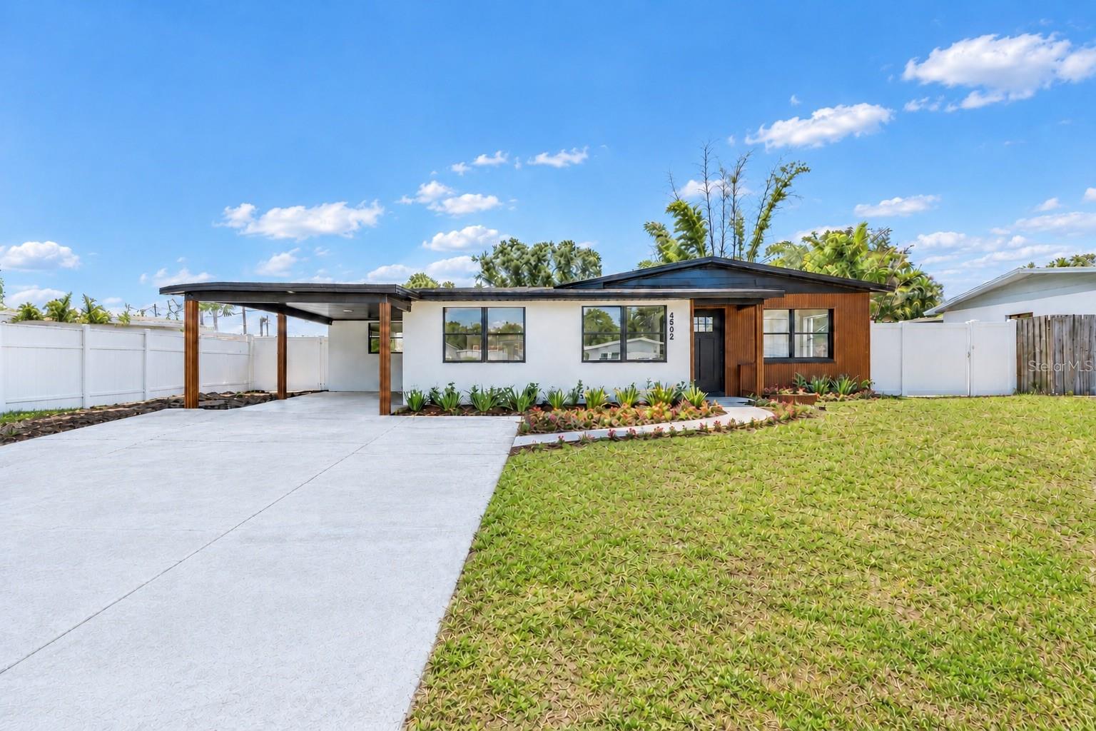 Photo of 4502 S GRADY AVENUE TAMPA FL 33611