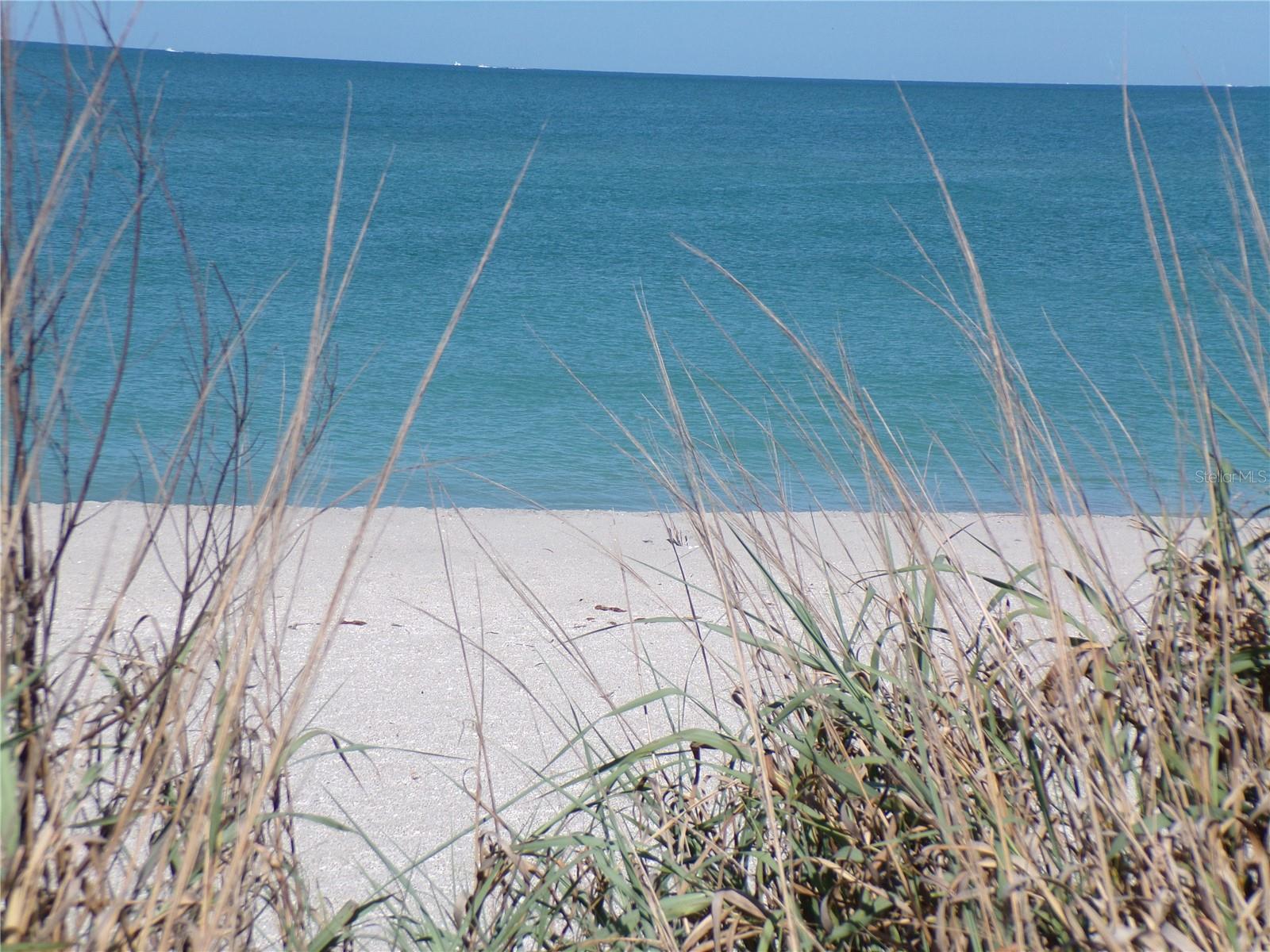 Photo of 1124 SUNSET DRIVE VENICE FL 34285