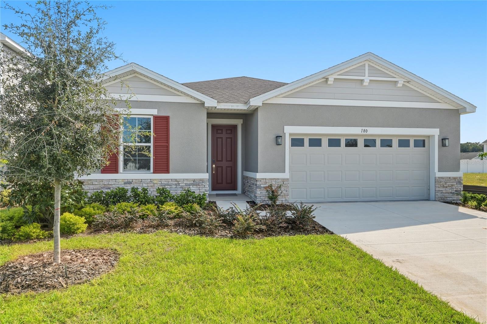 Photo of 180 BLUE STAR COURT TAVARES FL 32778
