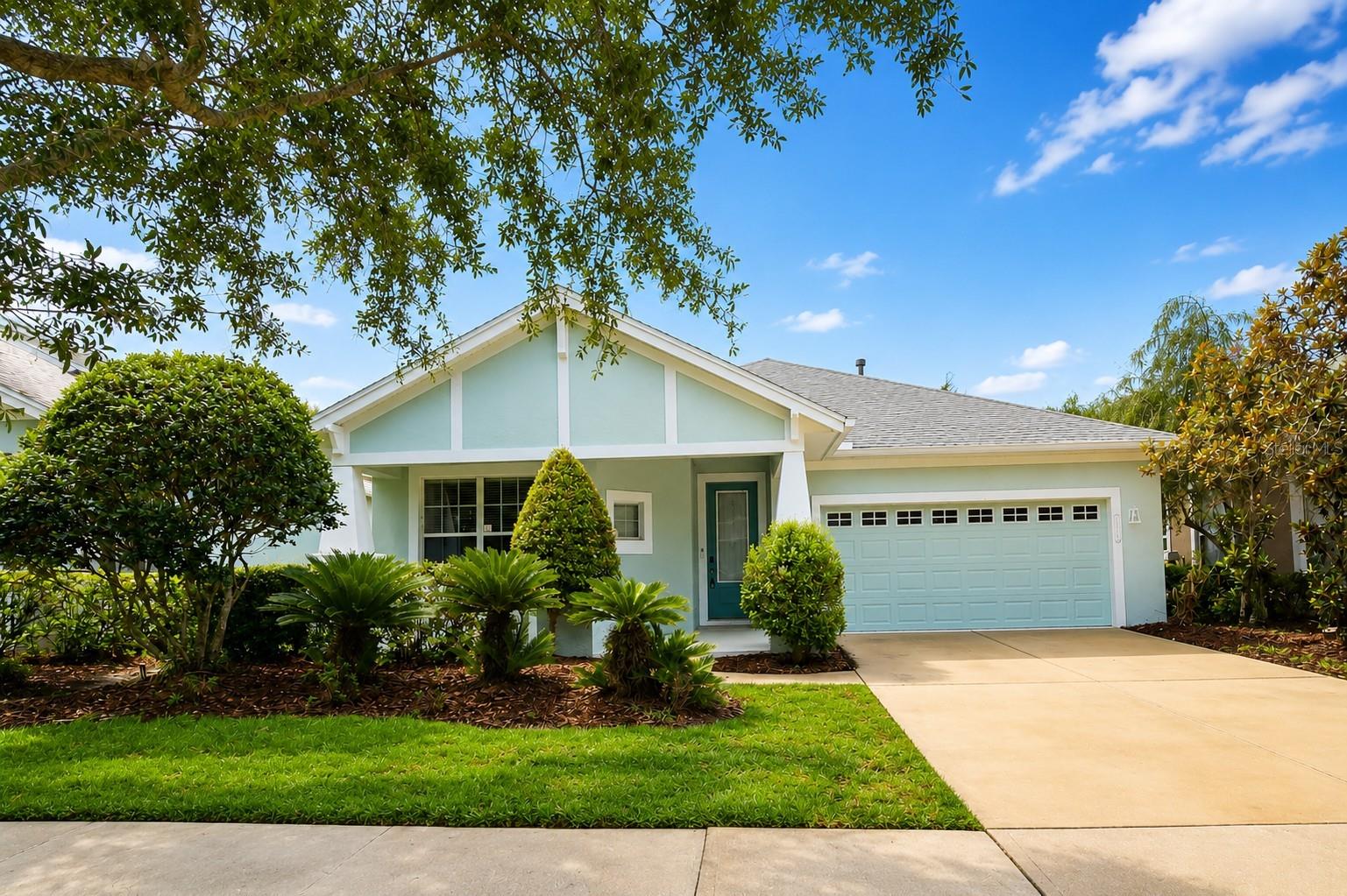 Photo of 8119 HAMPTON LAKE DRIVE TAMPA FL 33647