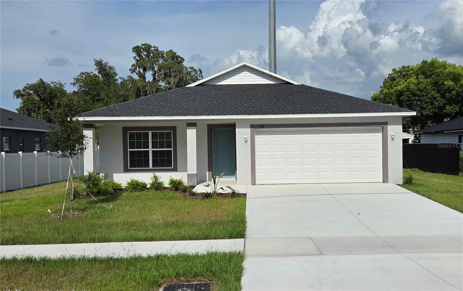 Photo of 906 7TH STREET WIMAUMA FL 33598