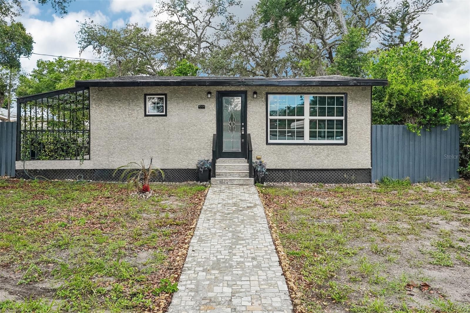 Photo of 8514 N BRANCH AVENUE TAMPA FL 33604