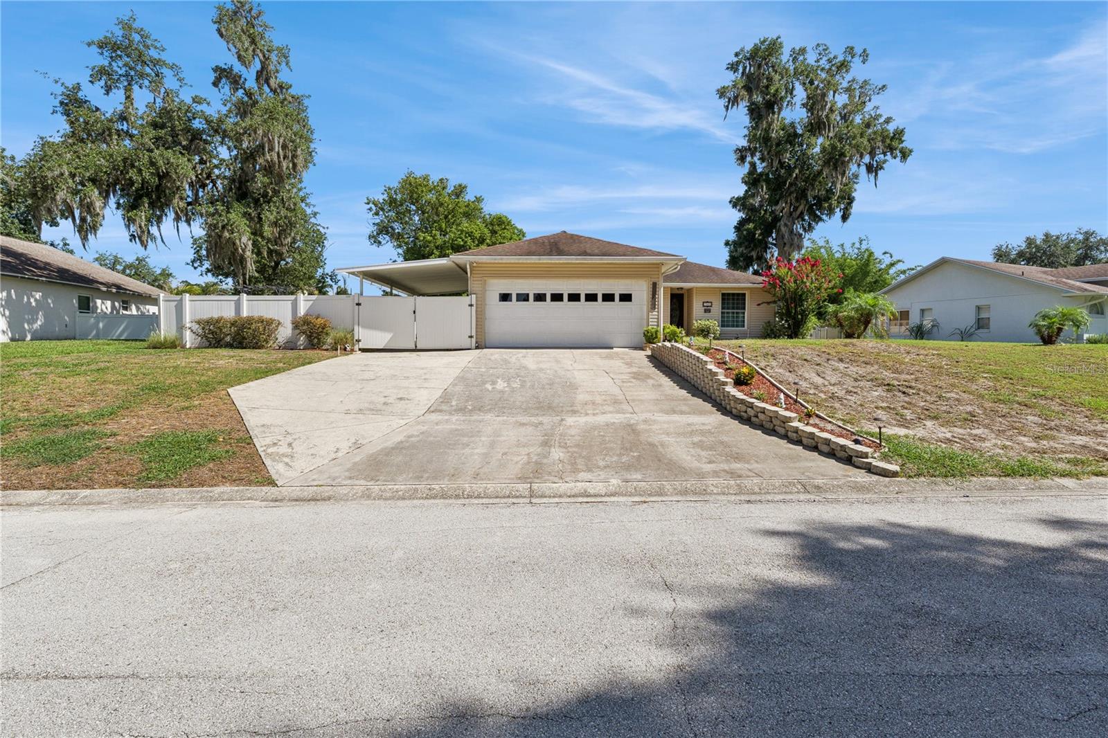 Photo of 7050 SCENIC HILLS BOULEVARD LAKELAND FL 33810