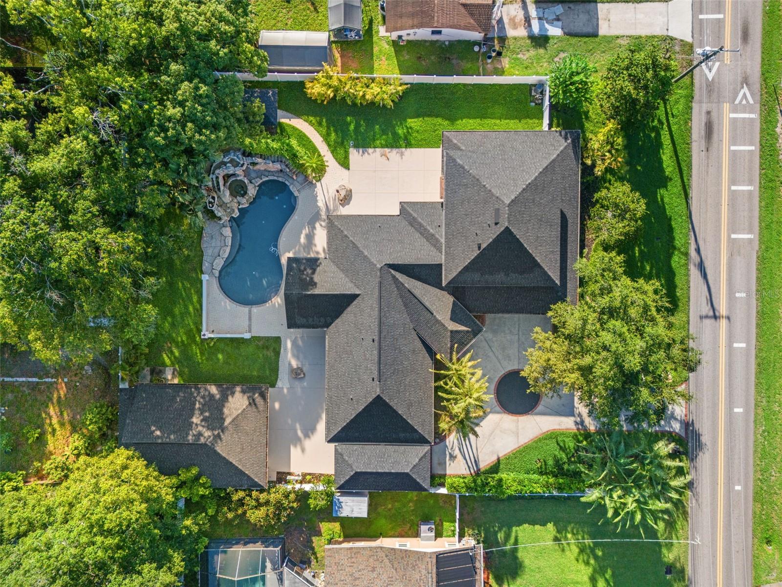 Photo of 2521 LAKE ELLEN DRIVE TAMPA FL 33618