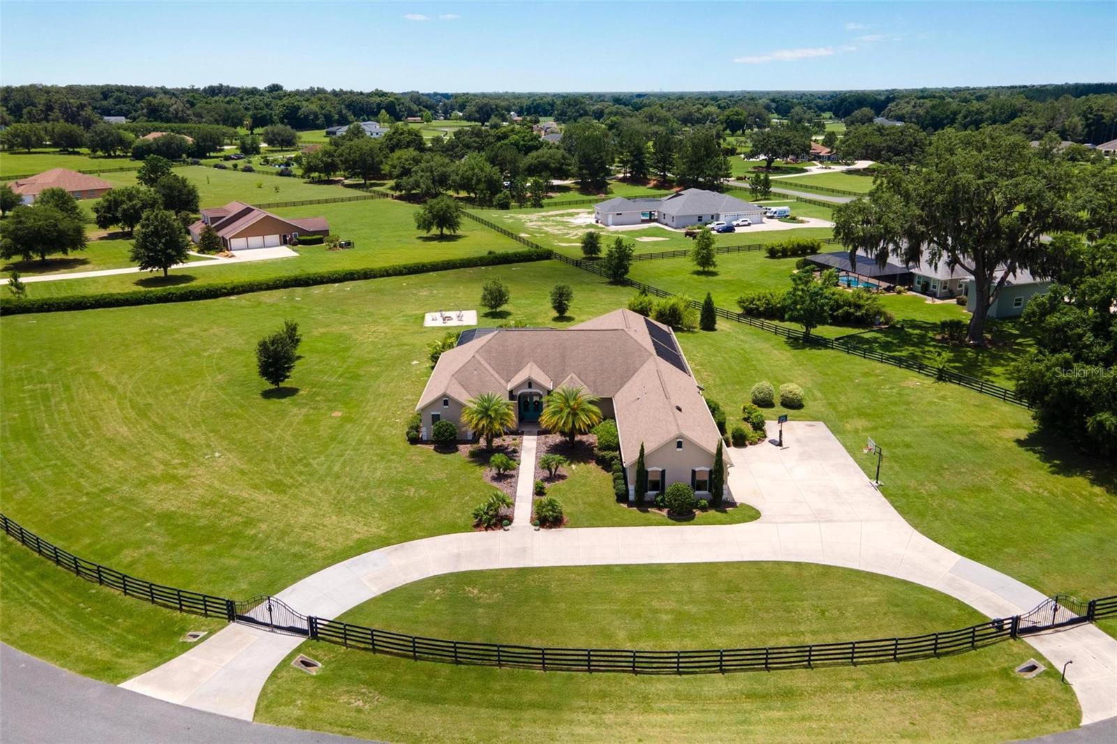 Photo of 2587 NE 108TH LANE OXFORD FL 34484