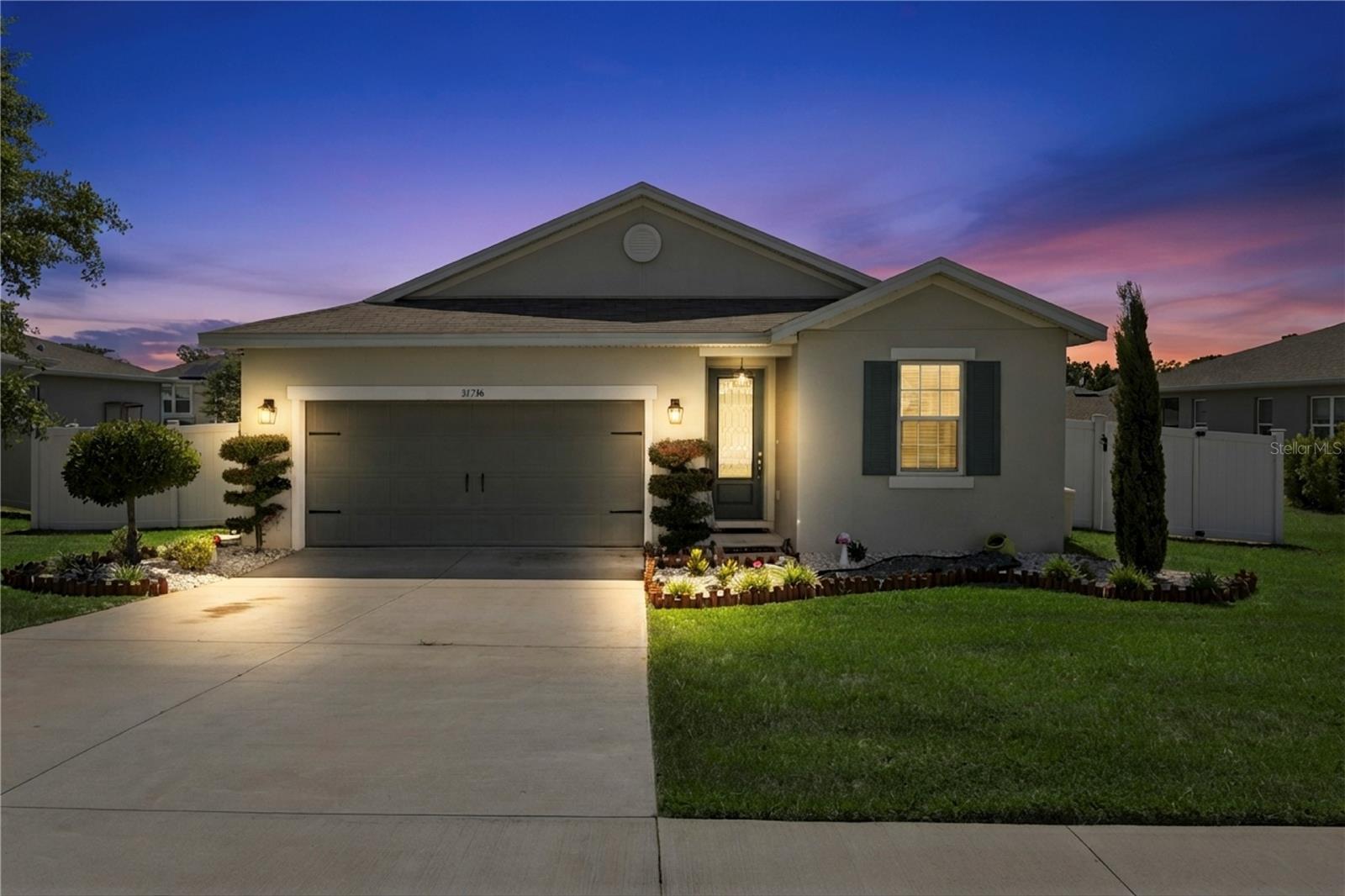 Photo of 31736 BROADWATER AVENUE LEESBURG FL 34748