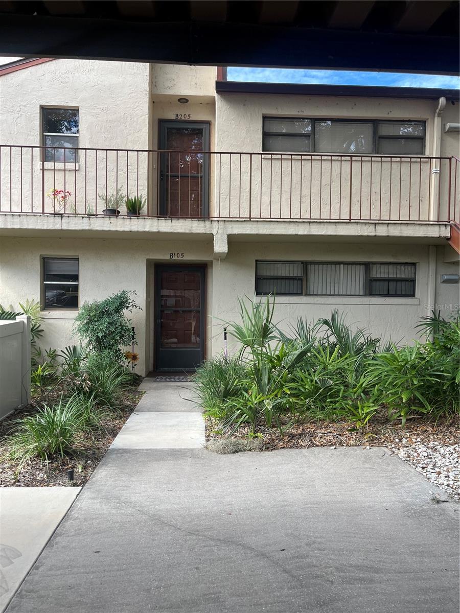 Photo of 4300 BAYWOOD BOULEVARD #B105 MOUNT DORA FL 32757