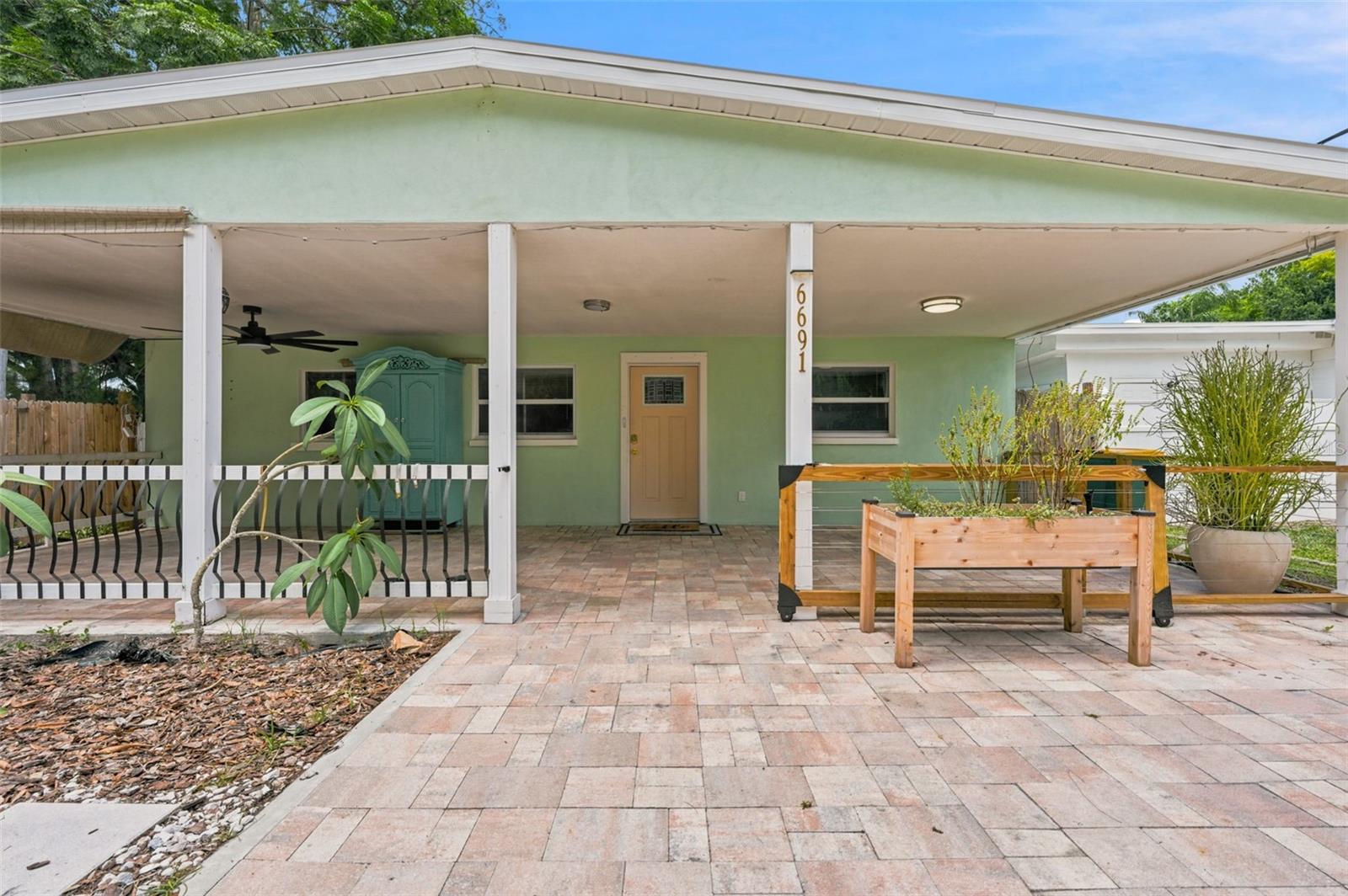 Photo of 6691 56TH AVENUE ST PETERSBURG FL 33709