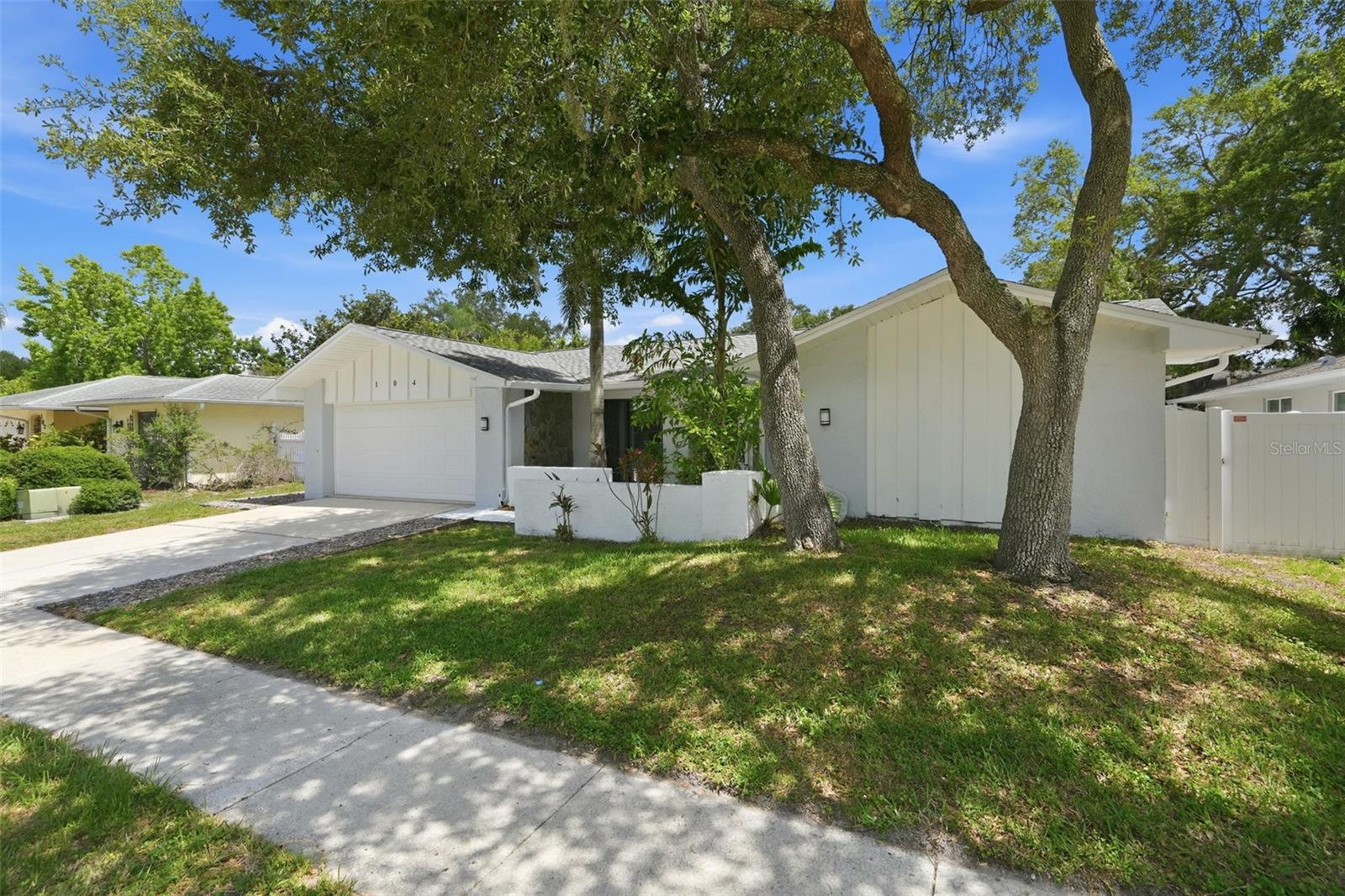 Photo of 104 NESTLEBRANCH DRIVE SAFETY HARBOR FL 34695