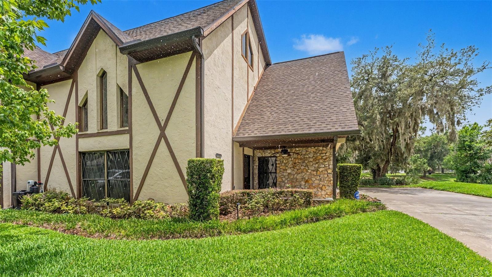 Photo of 633 VICTORIA SQUARE LANE LAKELAND FL 33813