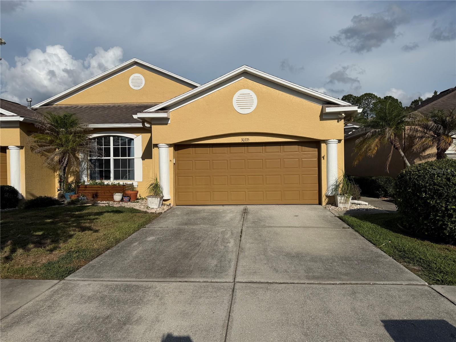 Photo of 30335 LETTINGWELL CIRCLE WESLEY CHAPEL FL 33543
