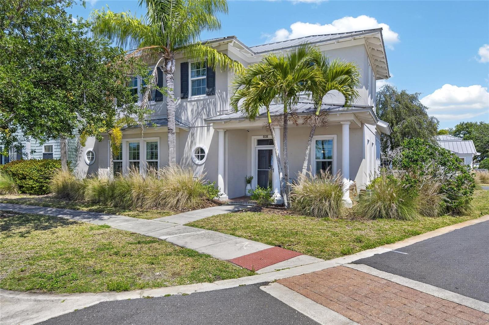 Photo of 5536 LUMINAR POINTE LANE APOLLO BEACH FL 33572