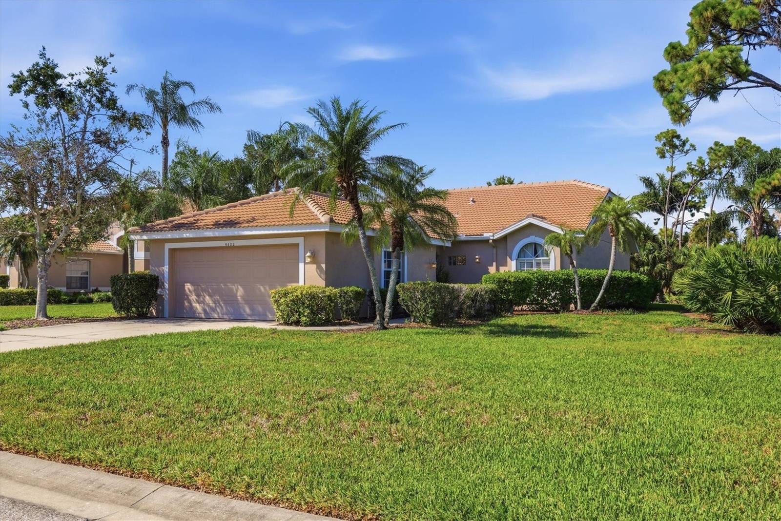 Photo of 9402 FOREST HILLS CIRCLE SARASOTA FL 34238