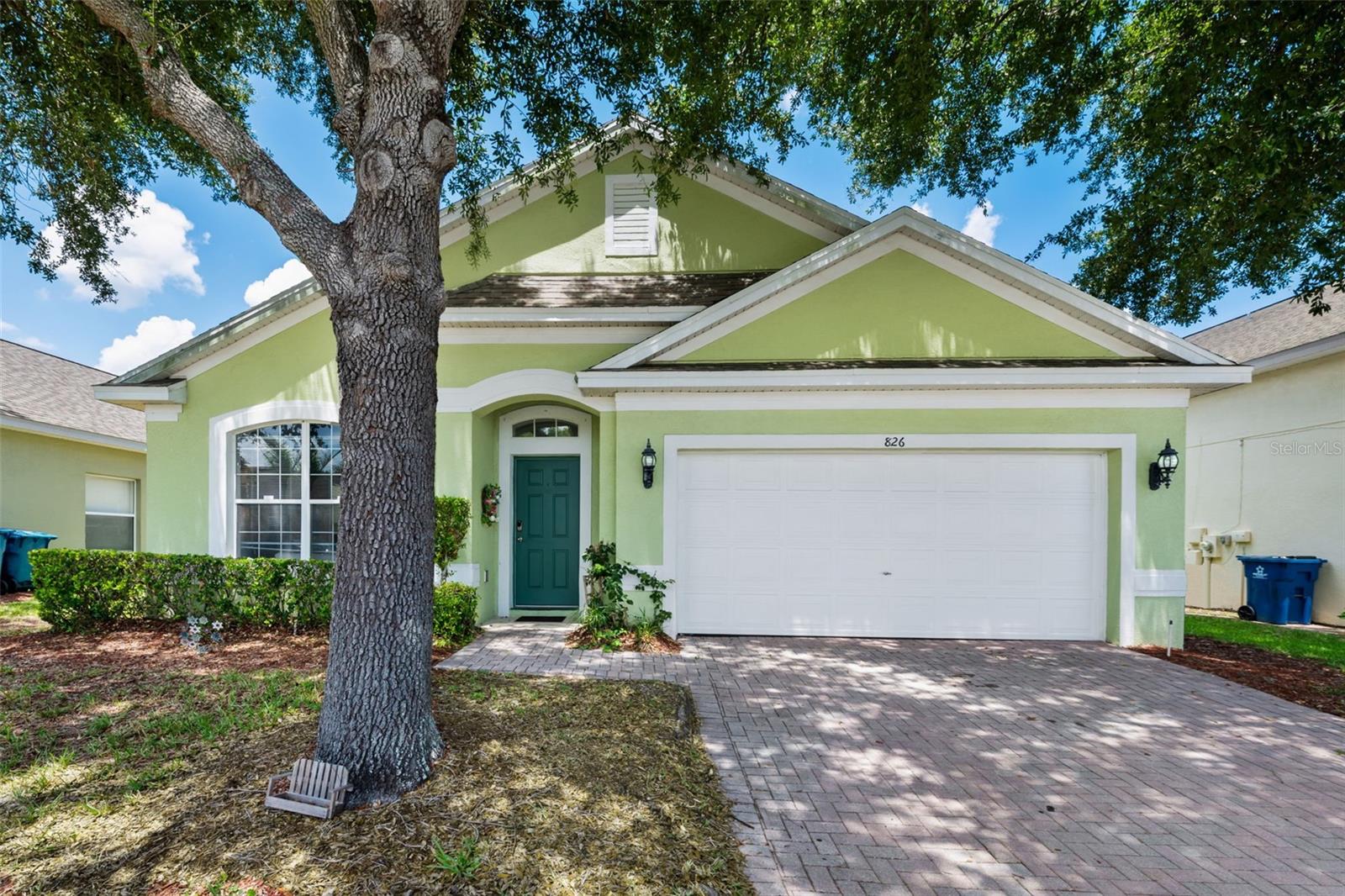 Photo of 826 ANDALUSIA LOOP DAVENPORT FL 33837