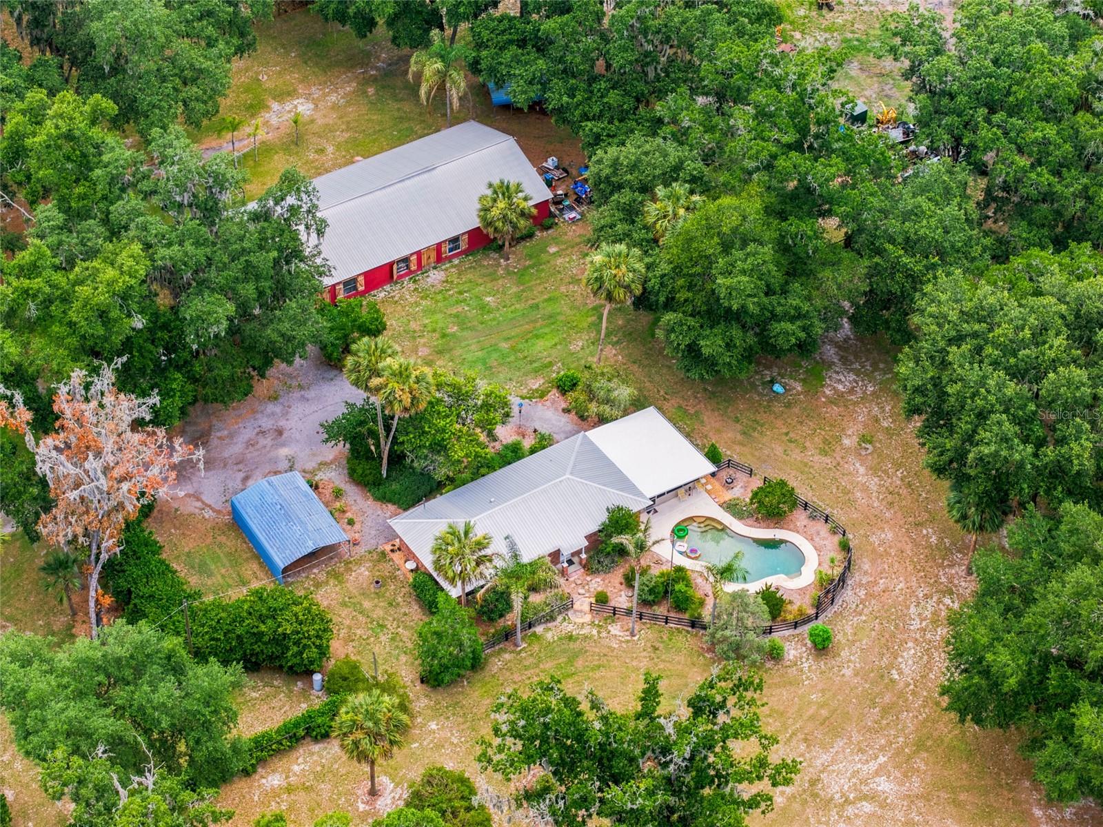 Photo of 40847 COUNTY ROAD 439 UMATILLA FL 32784