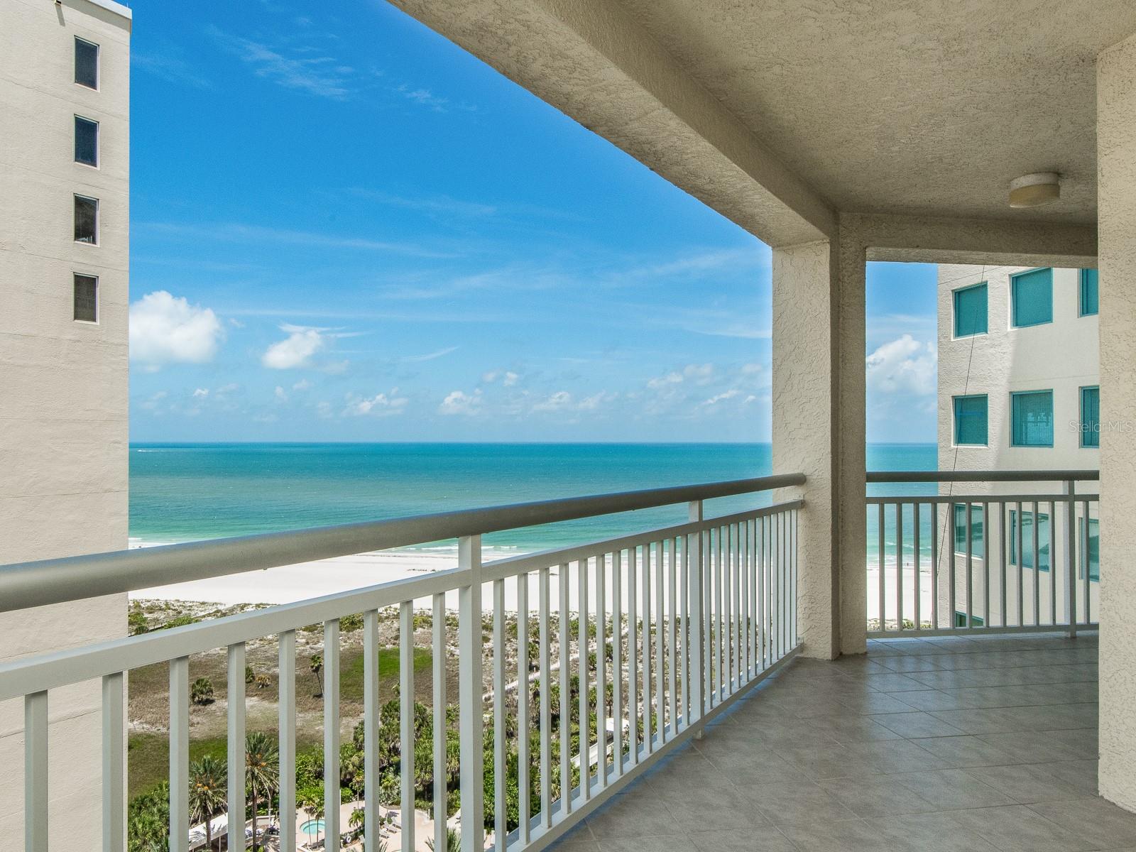 Photo of 1180 GULF BOULEVARD #1703 CLEARWATER BEACH FL 33767