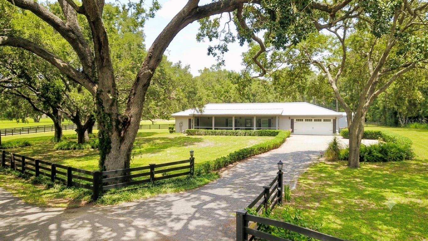 Photo of 16945 W PHIL C PETERS ROAD WINTER GARDEN FL 34787